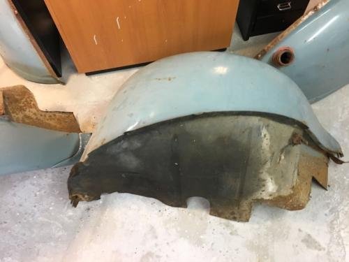 b.-2cv-Demontage-Carrosserie-06-1226 resultat