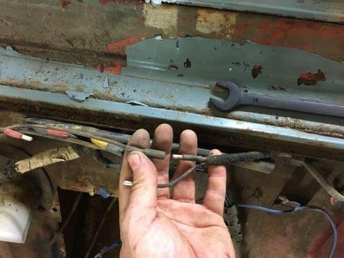 d.-2cv-Electricite-Reperage-03-3353 resultat