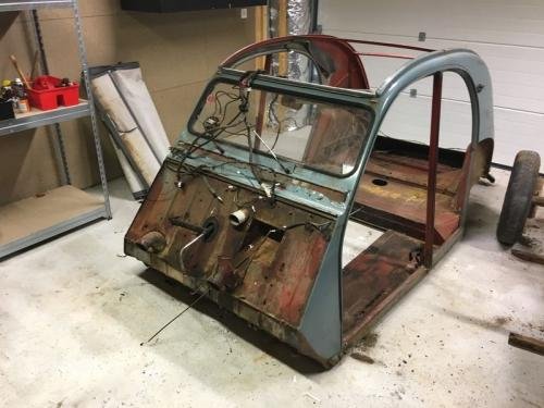 g.-2cv-Demontage-Chassis-01-7852 resultat